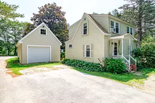 7 Preston Dr, Cumberland, ME 04021 - Photo 1