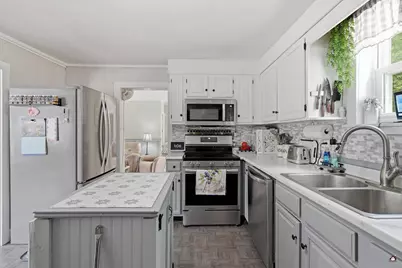 840 Oakland Road, Belgrade, ME 04917 - Photo 10
