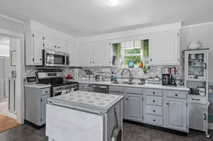 840 Oakland Rd, Belgrade, ME 04917 - Photo 8