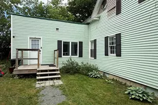 28 Bodwell St, Old Town, ME 04468 - Photo 2