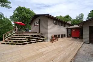 31 Upland Ln, Yarmouth, ME 04096 - Photo 2