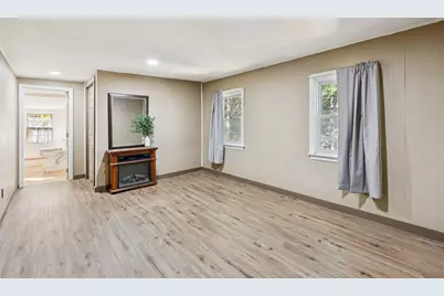 33 Western Avenue, Fairfield, ME 04937 - Photo 28