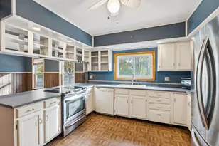 33 Western Ave, Fairfield, ME 04937 - Photo 6