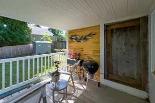 43 Spruce St, Rockport, ME 04856 - Photo 4