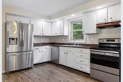 8 Elaine Drive, Brunswick, ME 04011 - Photo 4