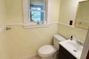 21 Elm St, Lewiston, ME 04240 - Photo 14