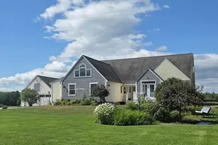 9 Swanton Dr, Hollis, ME 04042 - Photo 2
