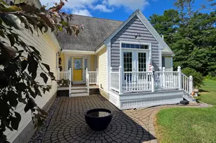 9 Swanton Dr, Hollis, ME 04042 - Photo 4