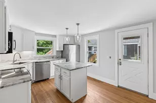 19 Fairlawn Ave, Westbrook, ME 04092 - Photo 2