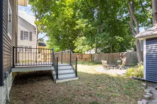 35 Washburn Ave, Portland, ME 04101 - Photo 34