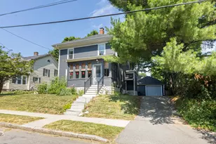 35 Washburn Ave, Portland, ME 04101 - Photo 2