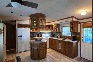 18 Hilltop Ct, Turner, ME 04282 - Photo 8