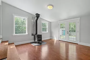 23 Spring St, South Portland, ME 04106 - Photo 26