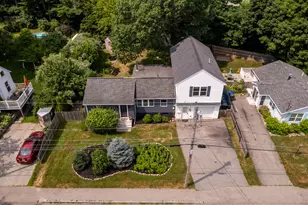 23 Spring St, South Portland, ME 04106 - Photo 2