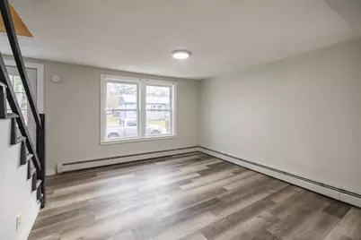 27 Flanders Street, Auburn, ME 04210 - Photo 8