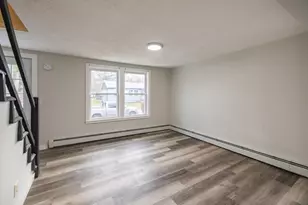 27 Flanders St, Auburn, ME 04210 - Photo 8