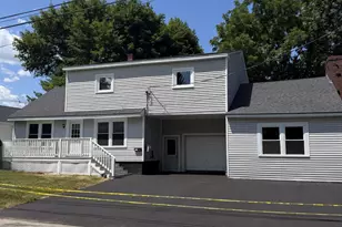 27 Flanders St, Auburn, ME 04210 - Photo 2