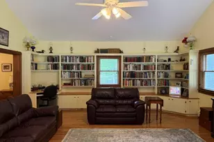 10 Penny Ln, Lincoln, ME 04457 - Photo 18