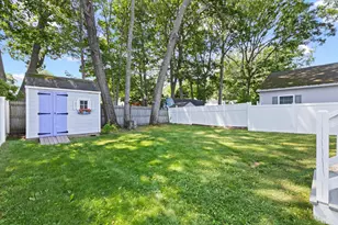 98 Cumberland Rd, South Portland, ME 04106 - Photo 20