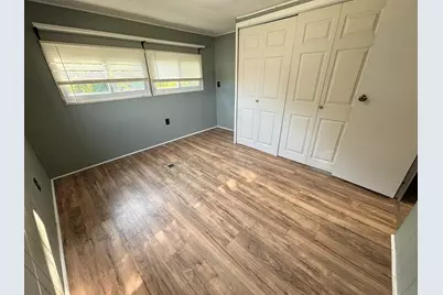 22 Elwood Drive, Clinton, ME 04927 - Photo 12