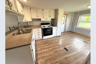 22 Elwood Drive, Clinton, ME 04927 - Photo 8