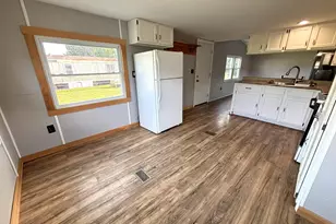 22 Elwood Dr, Clinton, ME 04927 - Photo 10