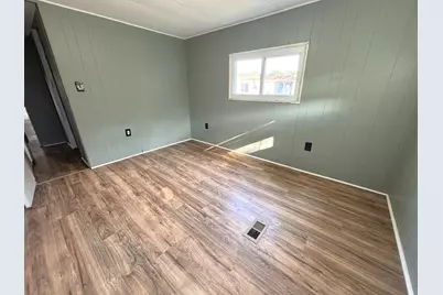 22 Elwood Drive, Clinton, ME 04927 - Photo 14
