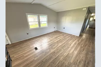 22 Elwood Drive, Clinton, ME 04927 - Photo 4