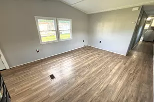 22 Elwood Dr, Clinton, ME 04927 - Photo 4