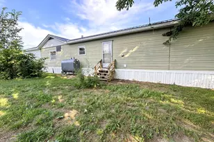 22 Elwood Dr, Clinton, ME 04927 - Photo 24