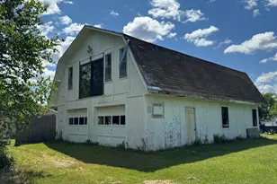 14 3rd St, Howland, ME 04448 - Photo 32