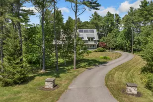 10 Cranberry Ridge Rd, Freeport, ME 04032 - Photo 2
