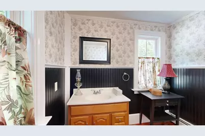 62 Main Street, Topsham, ME 04086 - Photo 14