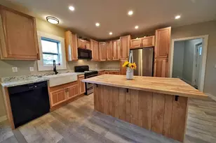 10 Kelleran St, Houlton, ME 04730 - Photo 12