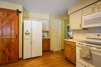 352 Madawaska Avenue, Pittsfield, ME 04967 - Photo 14