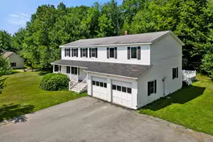 352 Madawaska Ave, Pittsfield, ME 04967 - Photo 2