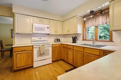 352 Madawaska Avenue, Pittsfield, ME 04967 - Photo 16