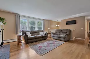 19 Crystal Ln, Cumberland, ME 04021 - Photo 12