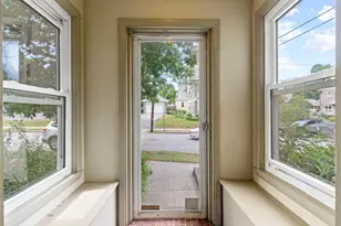 48 Belmont St, Portland, ME 04101 - Photo 8