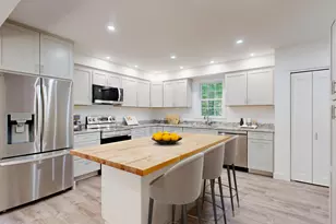 16 Snow St, Gardiner, ME 04345 - Photo 4