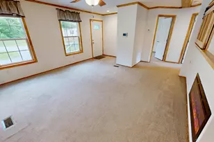 48 Red Oak Dr, Turner, ME 04282 - Photo 10