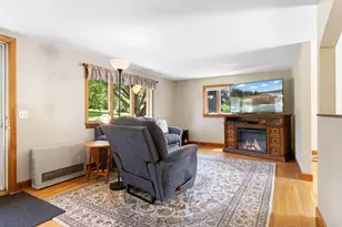 33 Sunset St, Thomaston, ME 04861 - Photo 10