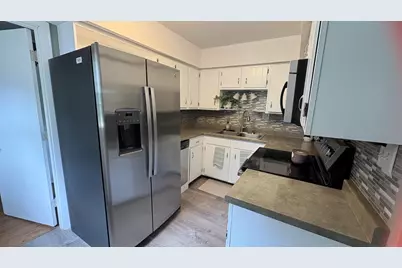 52 Forest Avenue, Augusta, ME 04330 - Photo 8