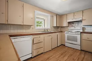 16 Hartley St, Portland, ME 04103 - Photo 36