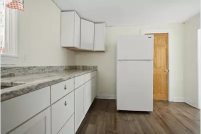 16 Hartley Street, Portland, ME 04103 - Photo 14