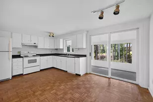 60 Brown St, Kennebunk, ME 04043 - Photo 12
