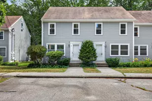 60 Brown St, Kennebunk, ME 04043 - Photo 2