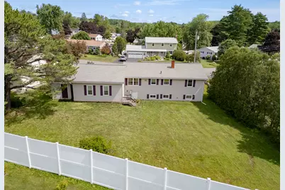 17 Heathwood Lane, Lewiston, ME 04240 - Photo 4