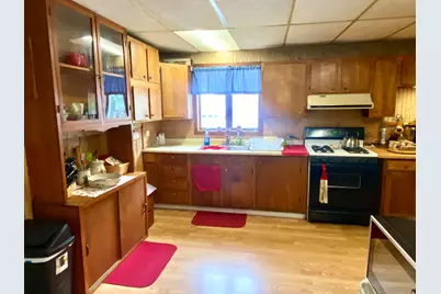 5 West Street, Fairfield, ME 04937 - Photo 12