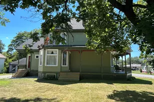 51 Broadway St, Baileyville, ME 04694 - Photo 8